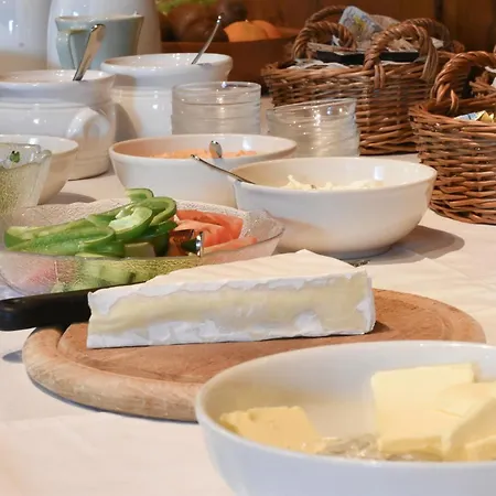 Hotel apartamentowy Landgasthof Jagawirt Krakauschatten